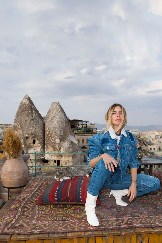 Pedron, Editorials,Pirrone