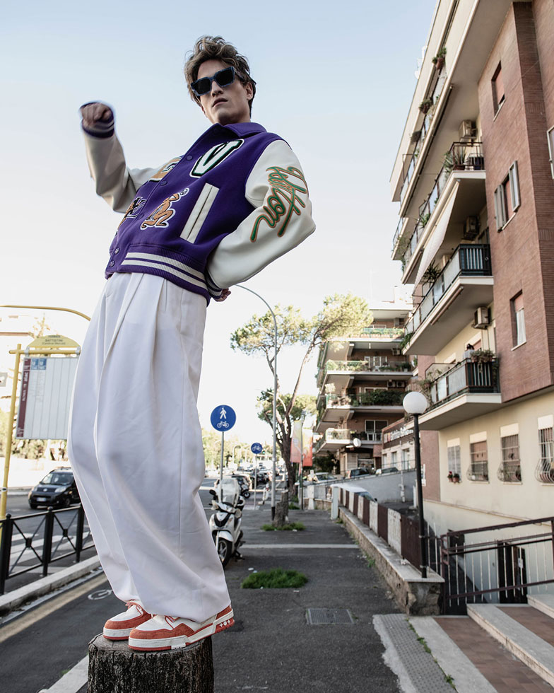 Defait,Editorials,Autuori