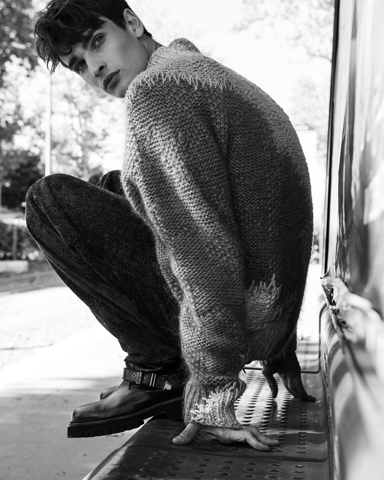 Defait,Editorials,Autuori