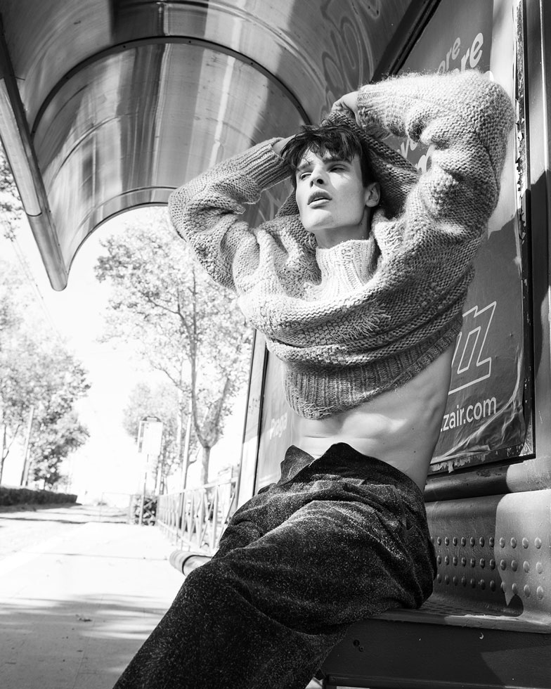 Defait,Editorials,Autuori