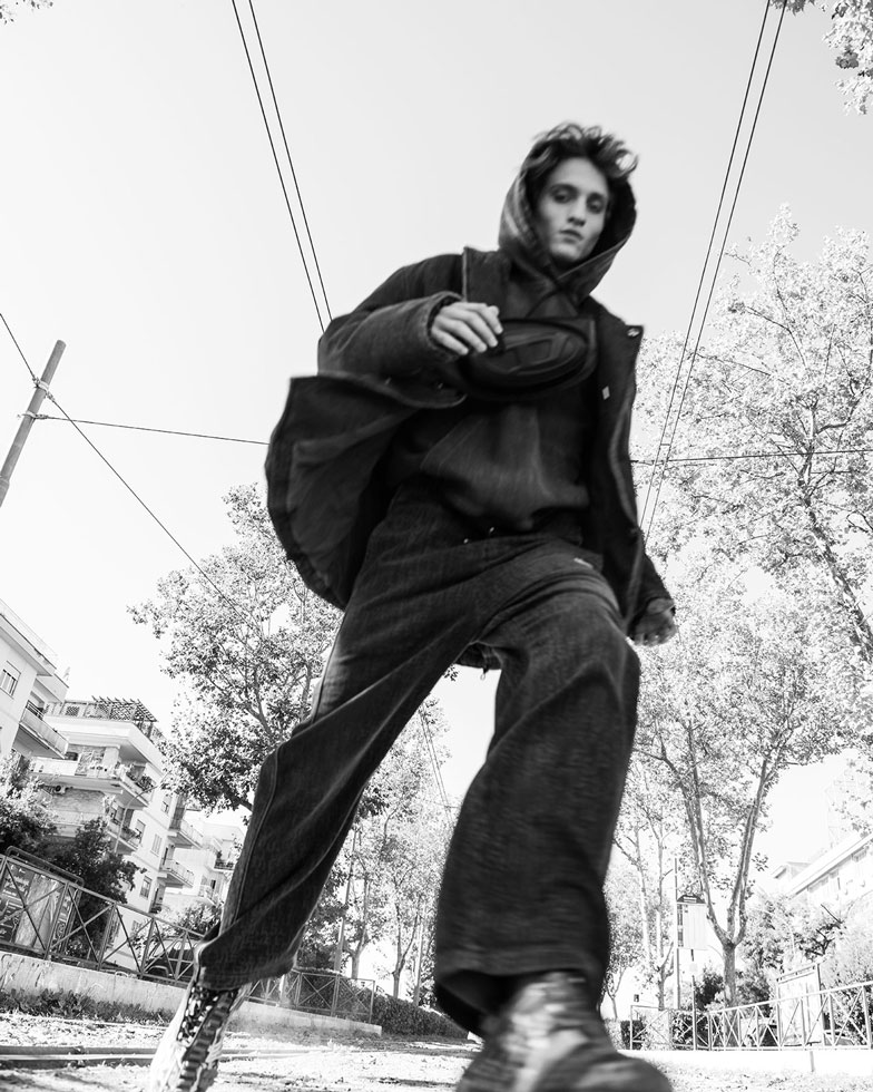 Defait,Editorials,Autuori