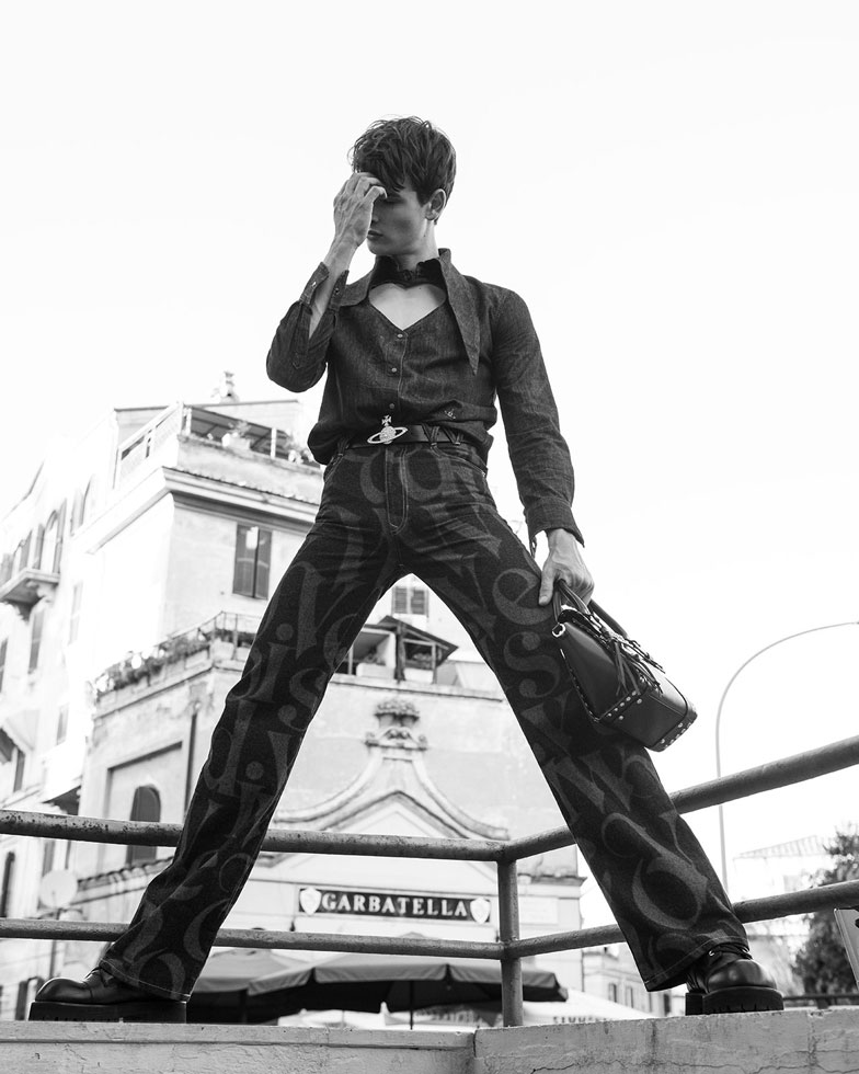 Defait,Editorials,Autuori