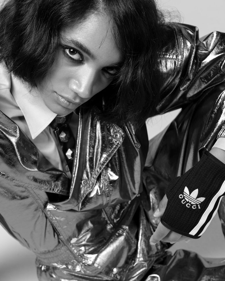 Femelle,Editorials,Autuori