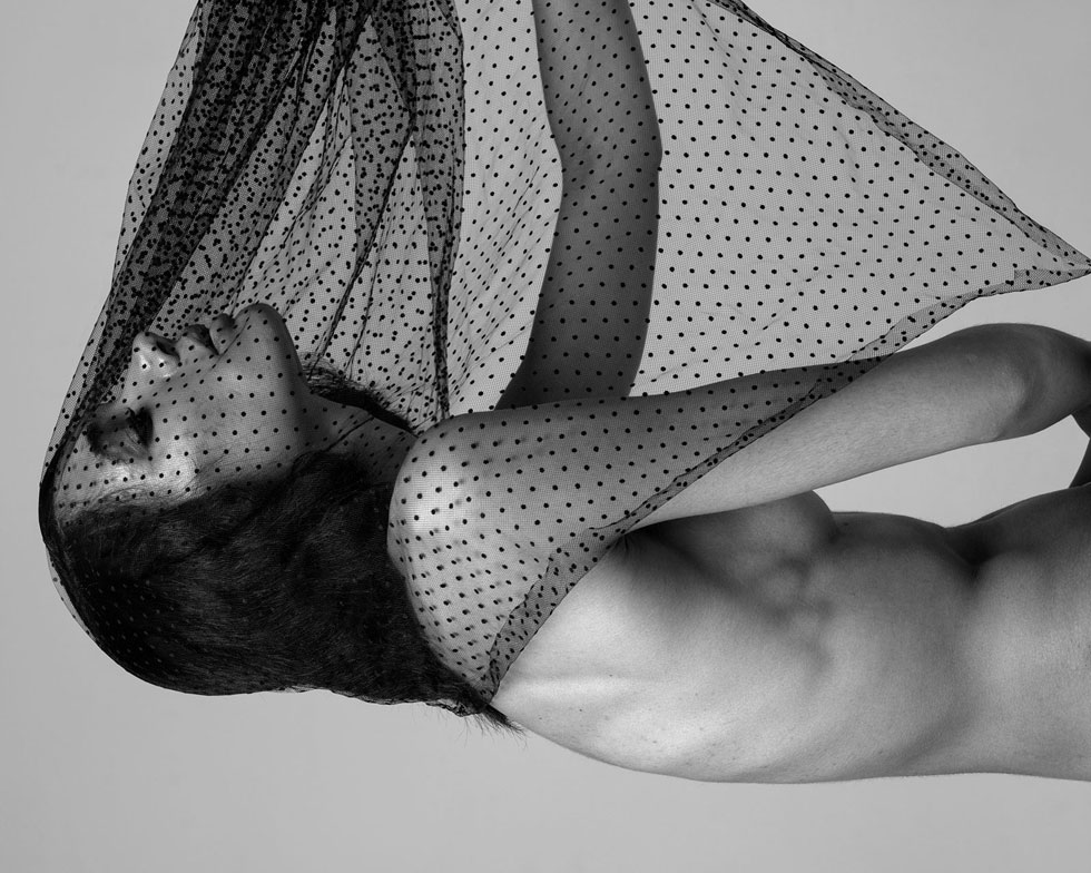 Femelle,Editorials,Autuori