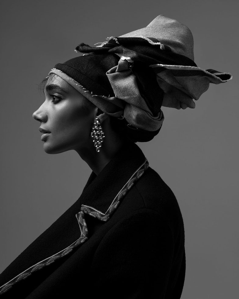 Femelle,Editorials,Autuori