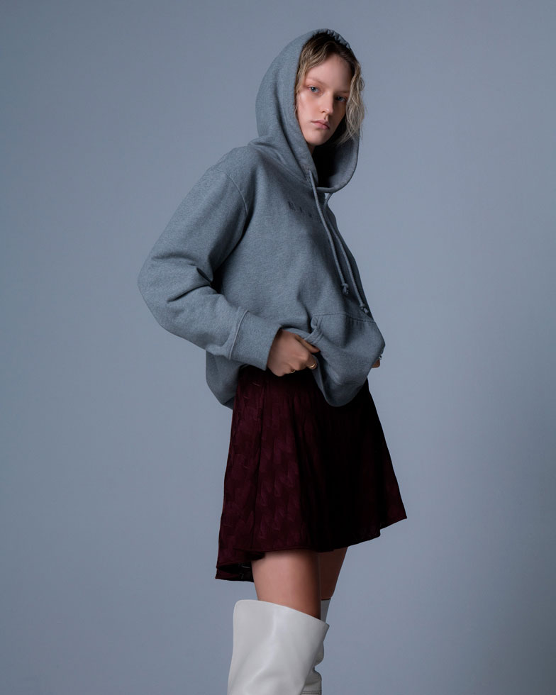 Suspended, Editorials, Autuori, Durso